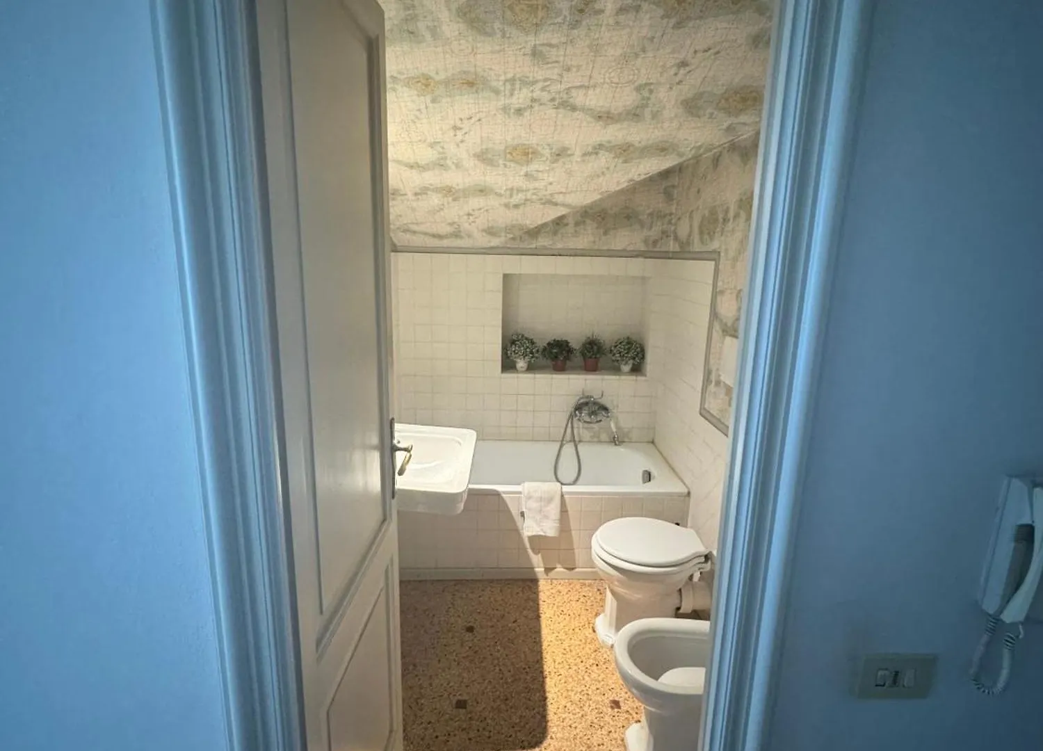 Apartment Heart Of Parma - Air Conditioning Con Posto Auto Prenotabile
